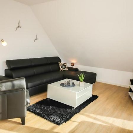 Ferienwohnung Ostseerauschen シャルボイツ エクステリア 写真
